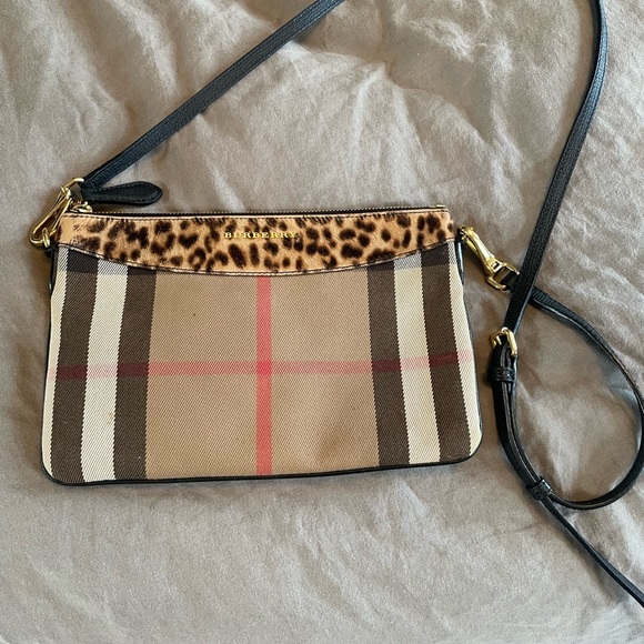 Burberry Crossbody bag with leopard trim - Picture 1 of 3
